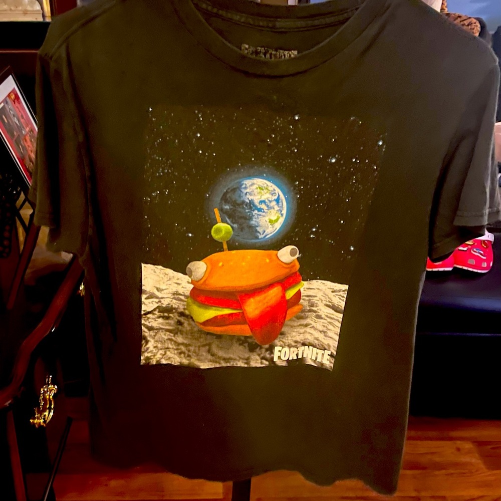 Fortnite kids size 10/12
